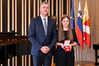 163.jpg