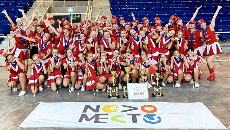 Novomeške mažorete